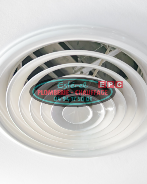 Replacement VMC single-flow efficient ventilation air renewal Cannes 06400 Alpes-Maritimes